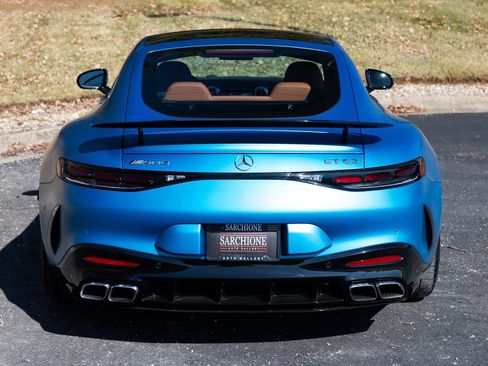 Used 2024 Mercedes-Benz AMG GT 63 image 3