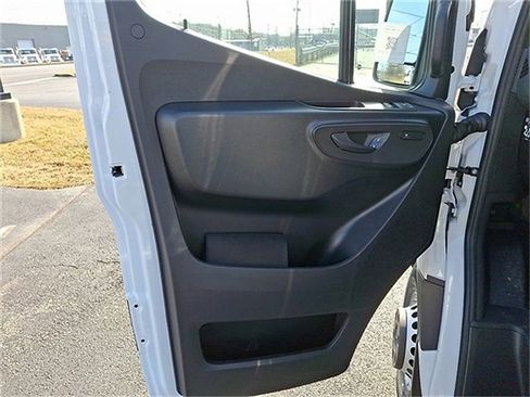 New 2025 Mercedes-Benz Sprinter 3500 image 12