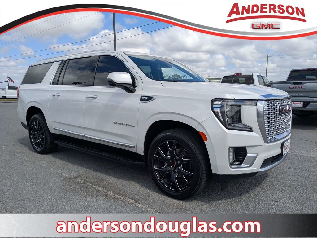 Used 2023 GMC Yukon XL Denali AWD/4WD image 1