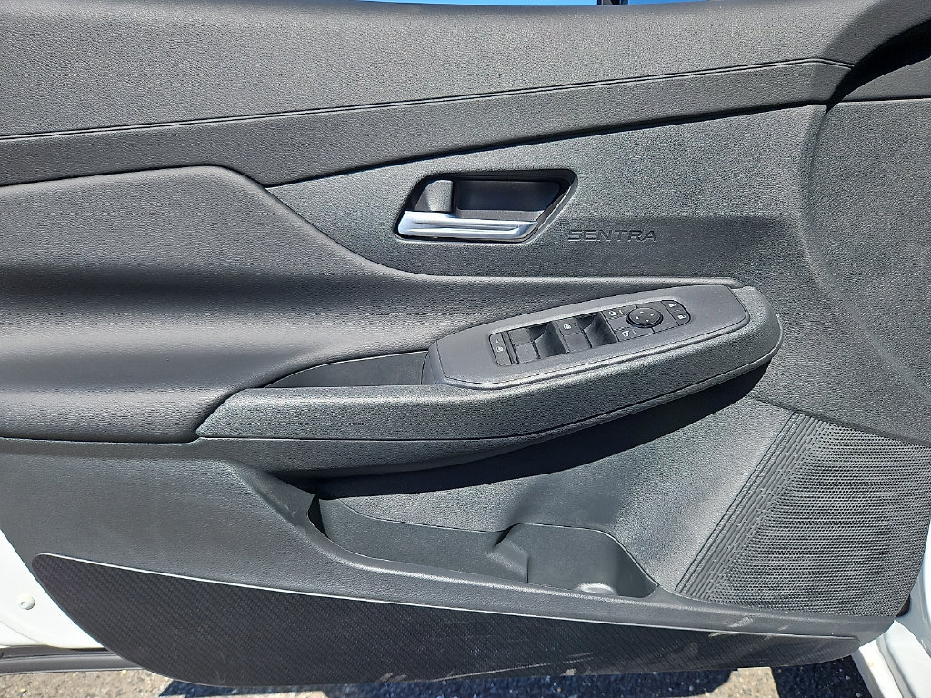 New 2027 Nissan Sentra SV w/ Floor Mat Package FWD image 12
