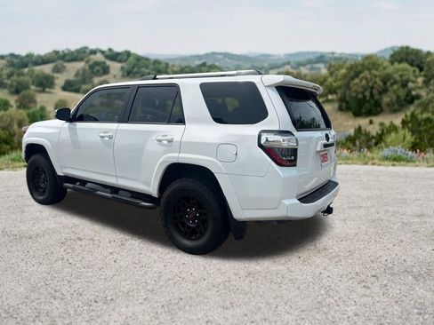 Used 2023 Toyota 4Runner SR5 Premium w/ Moonroof Package RWD image 8