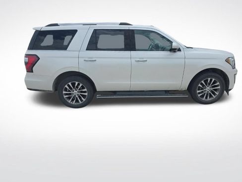 Used 2018 Ford Expedition Limited w/ Equipment Group 301A AWD/4WD image 8