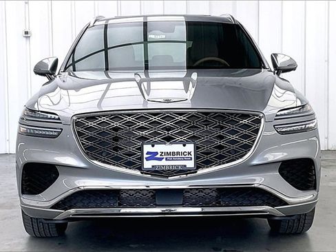 New 2026 Genesis GV70 2.5T Advanced image 3