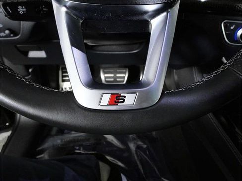 Certified 2023 Audi SQ5 Premium Plus w/ Premium Plus Package image 25