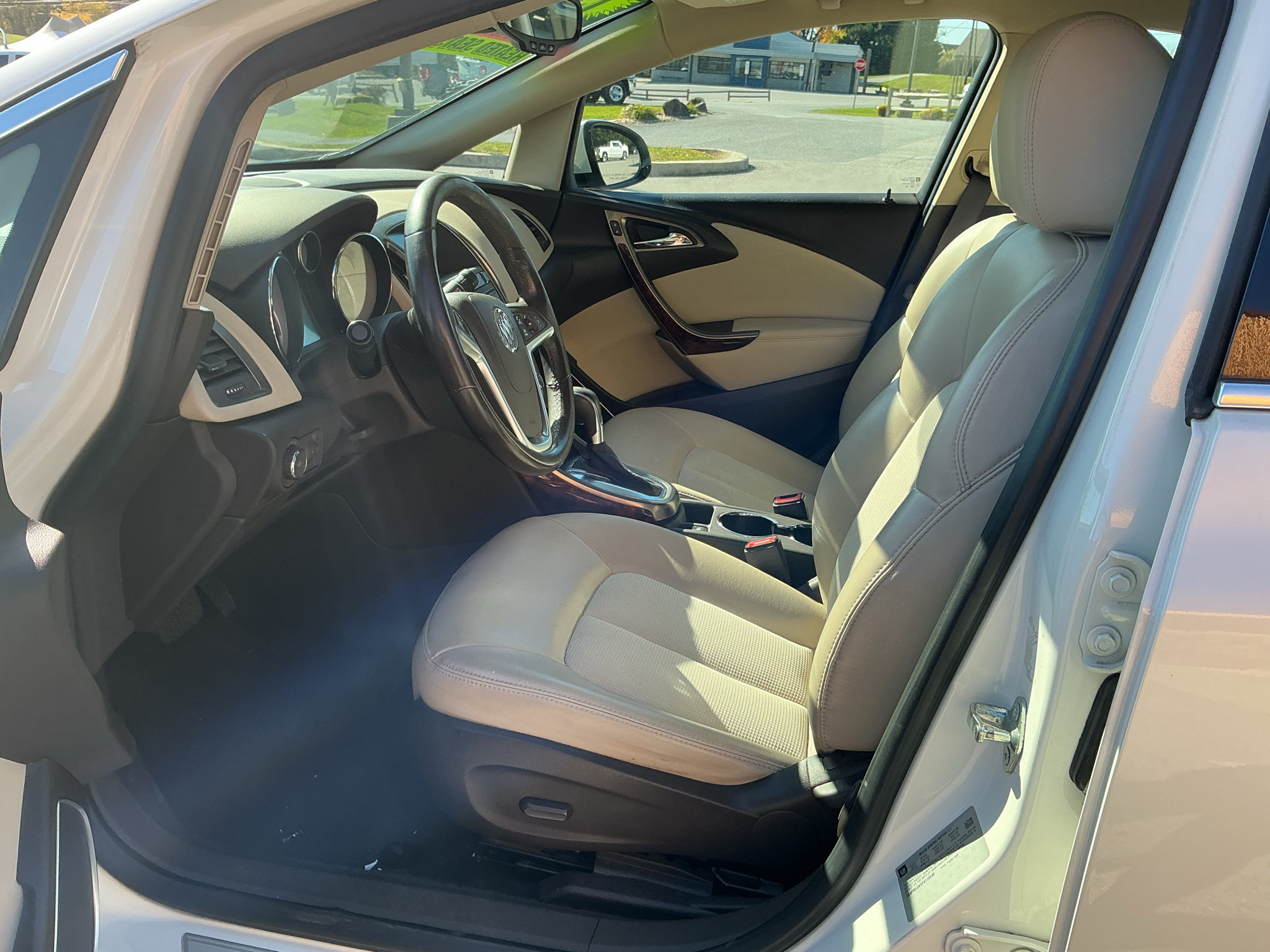 Used 2015 Buick Verano Convenience FWD image 13