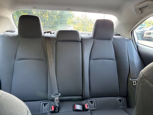 Used 2025 Toyota Corolla LE FWD image 36