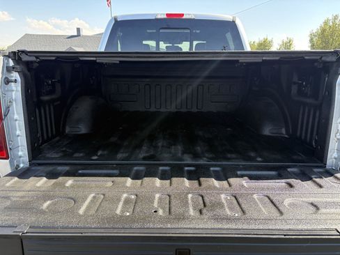 Used 2019 Ford F150 Lariat w/ Equipment Group 502A Luxury AWD/4WD image 6
