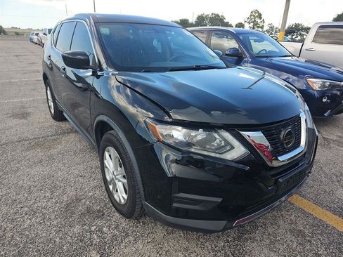 Used 2018 Nissan Rogue S AWD/4WD image 3