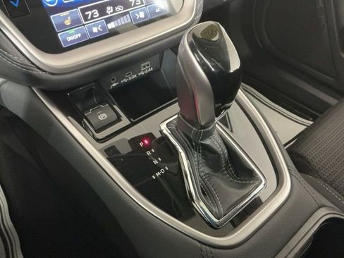 Used 2025 Subaru Outback Premium image 21