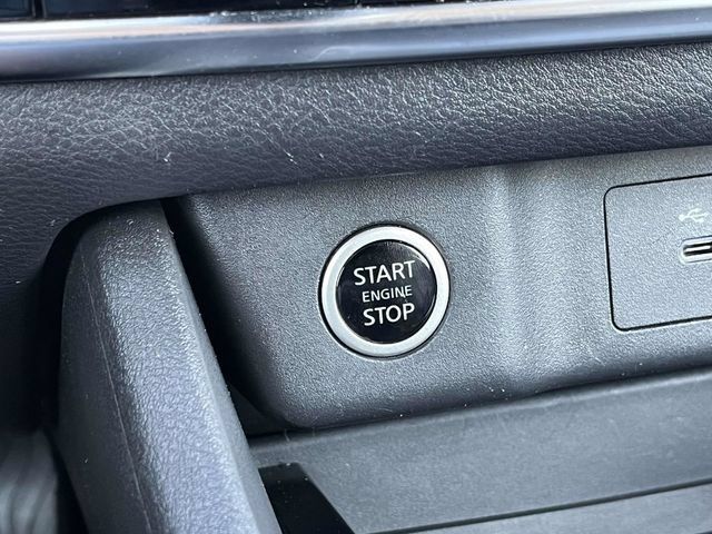 Used 2021 Nissan Rogue SV FWD image 31