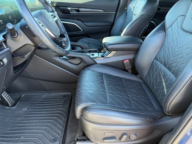 Used 2025 Kia Telluride SX Prestige X-Pro AWD/4WD image 16