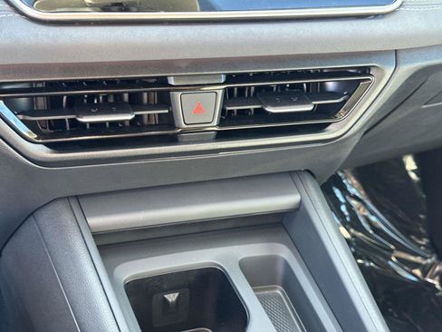 New 2026 Volkswagen Tiguan SE FWD image 23