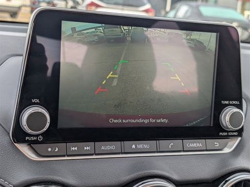 Certified 2025 Nissan Sentra SV image 14