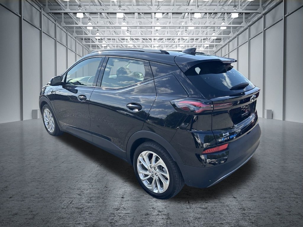 Used 2023 Chevrolet Bolt EUV LT FWD image 3