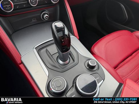Used 2018 Alfa Romeo Stelvio Ti Sport image 21