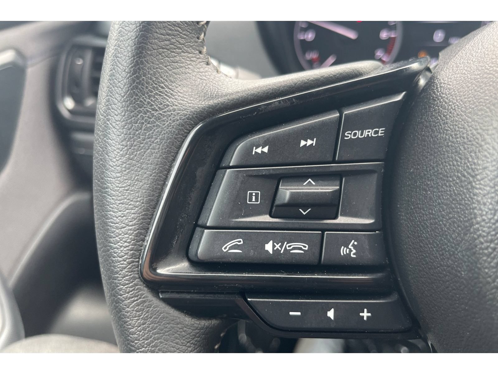 Certified 2026 Subaru Forester Premium AWD/4WD image 33