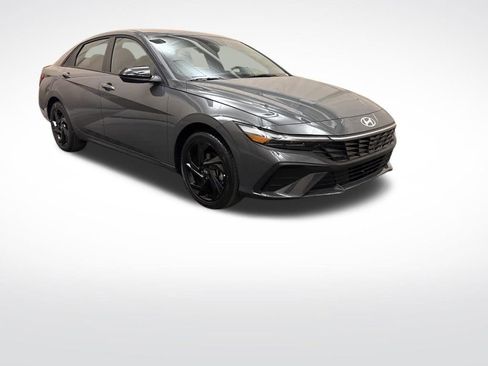 New 2026 Hyundai Elantra Sport FWD image 3