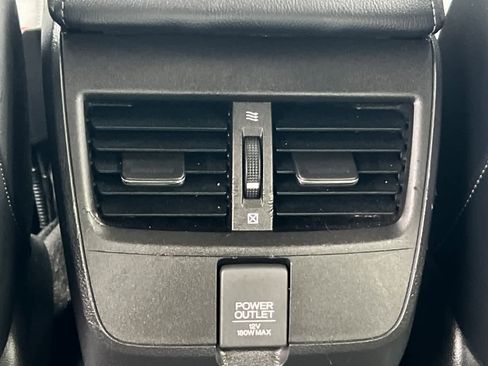 Used 2018 Honda Clarity Touring image 14