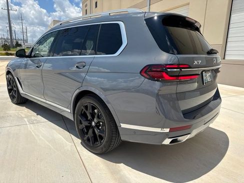 Used 2026 BMW X7 xDrive40i AWD/4WD image 7