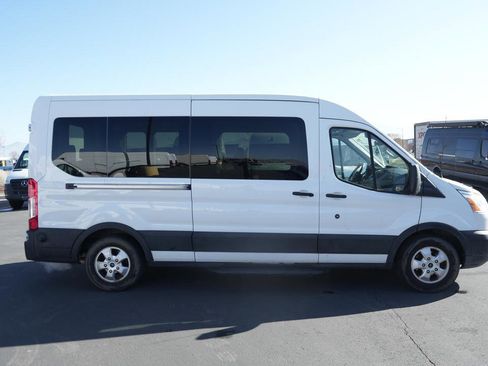 Used 2019 Ford Transit 350 XLT image 5