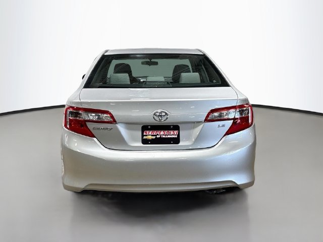 Used 2013 Toyota Camry LE FWD image 8