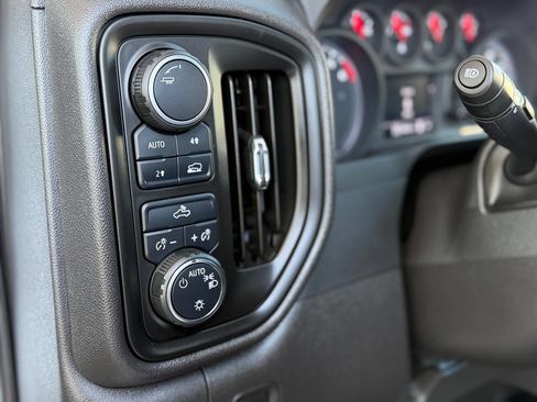 Used 2022 Chevrolet Silverado 1500 W/T w/ WT Value Package image 13