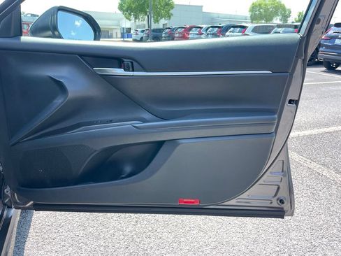 Used 2023 Toyota Camry SE FWD image 28