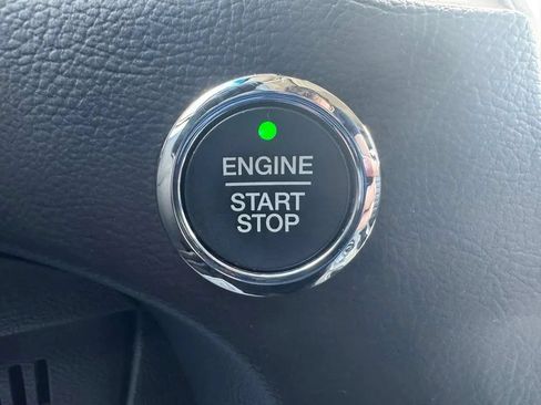 Used 2022 Ford Edge SEL AWD/4WD image 25
