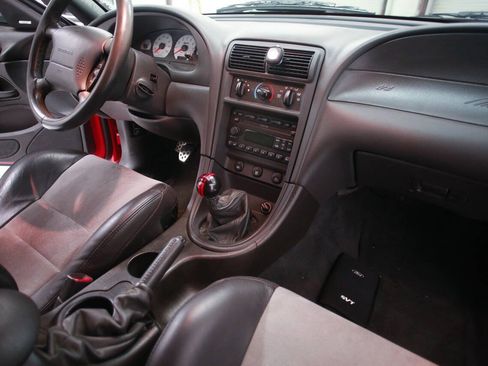 Used 2004 Ford Mustang Cobra RWD image 22