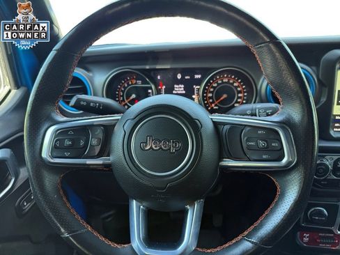 Used 2023 Jeep Gladiator Mojave w/ Dual Top Group AWD/4WD image 12