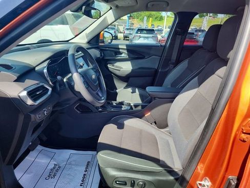 Used 2022 Chevrolet TrailBlazer LT w/ Driver Confidence Package AWD/4WD image 18