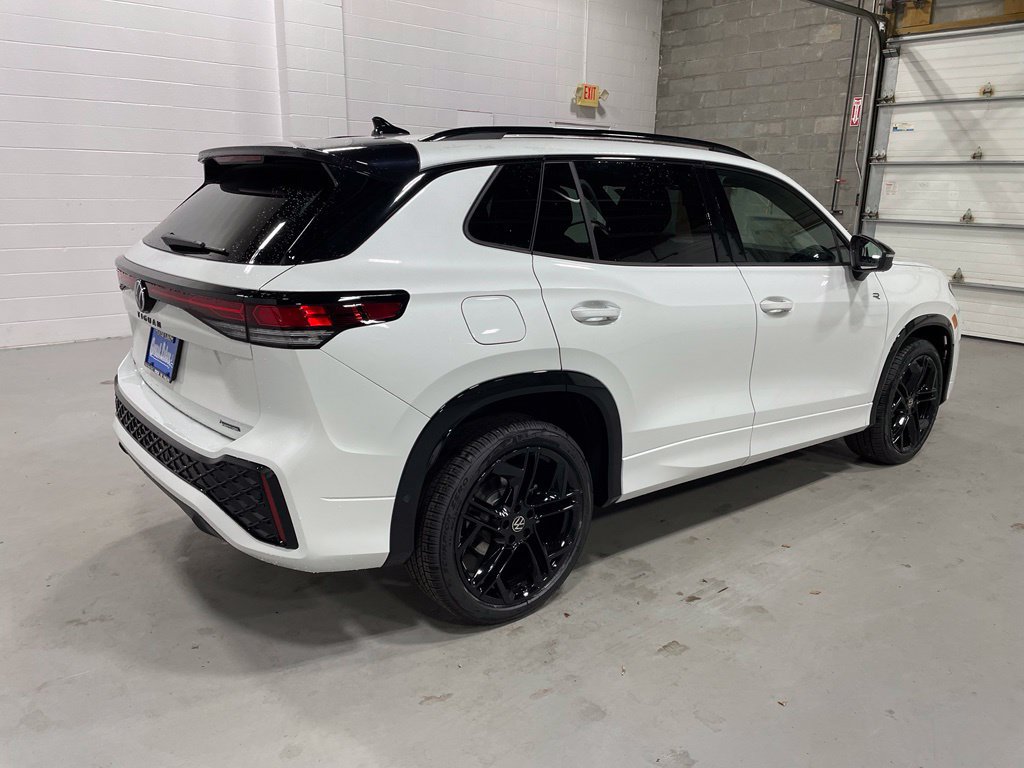 New 2026 Volkswagen Tiguan SE R-Line AWD/4WD image 5