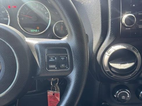 Used 2013 Jeep Wrangler Unlimited Sport image 27