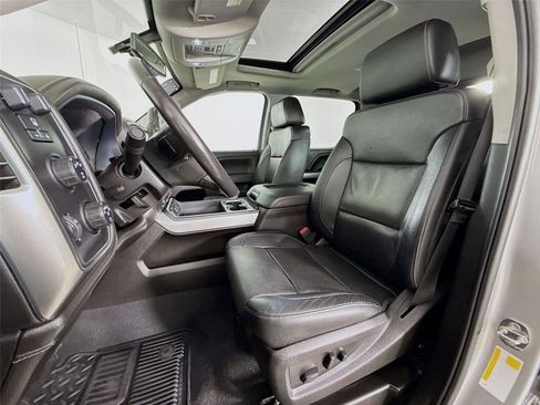 Used 2019 Chevrolet Silverado 2500 LTZ w/ LTZ Plus Package image 21