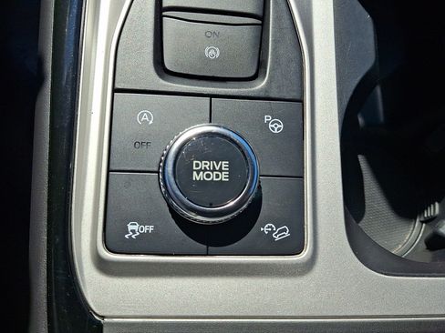 Used 2023 Ford Explorer ST w/ Equipment Group 401A AWD/4WD image 25
