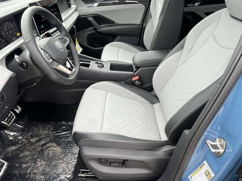 New 2026 Volkswagen Tiguan SE R-Line AWD/4WD image 14