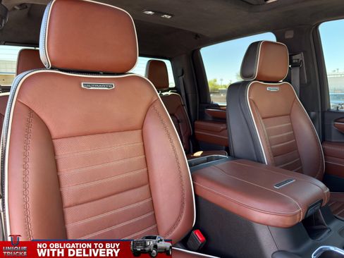 Used 2024 GMC Sierra 2500 Denali Ultimate AWD/4WD image 32