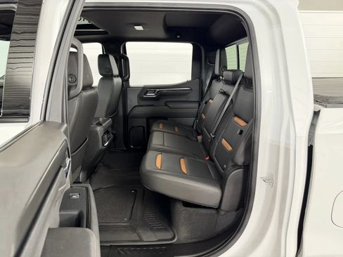 Used 2023 GMC Sierra 1500 AT4 w/ AT4 Preferred Package AWD/4WD image 30