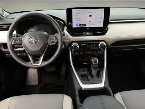 Certified 2023 Toyota RAV4 XLE Premium FWD image 13