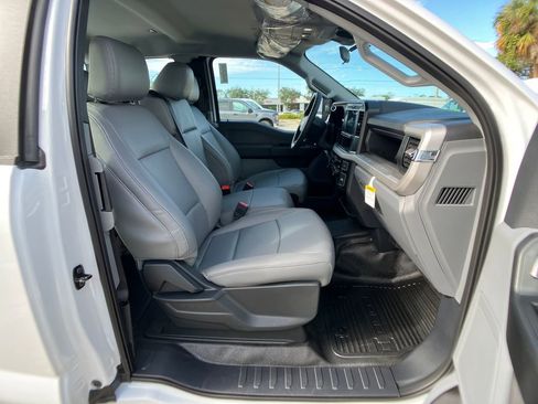 New 2026 Ford F250 XL w/ XL Chrome Package image 5