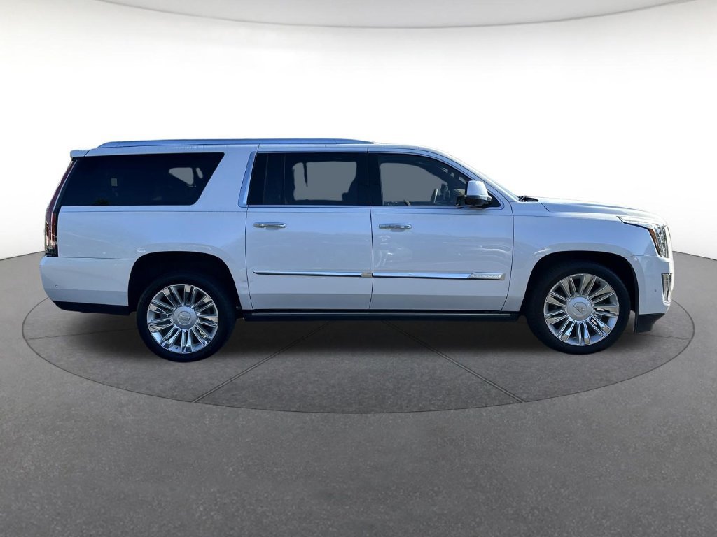Used 2018 Cadillac Escalade ESV Platinum AWD/4WD image 7