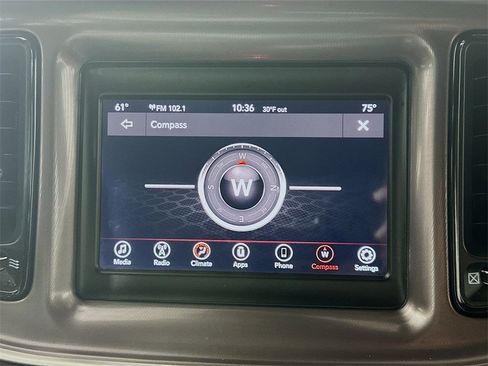 Used 2022 Dodge Challenger GT image 19