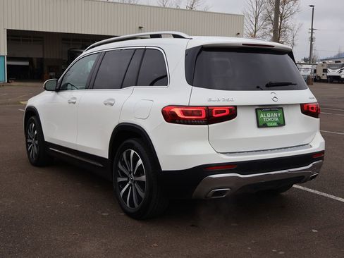 Used 2022 Mercedes-Benz GLB 250 4MATIC image 4