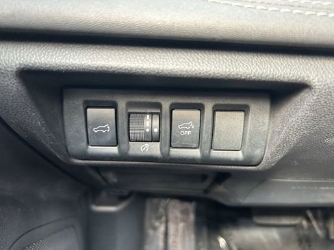Used 2020 Subaru Outback Limited AWD/4WD image 19