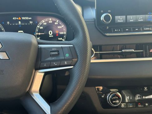 Used 2023 Mitsubishi Outlander SEL 40th Anniversary image 10