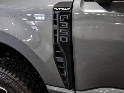 Certified 2025 Ford F350 Platinum AWD/4WD image 21