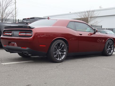 Used 2023 Dodge Challenger R/T Scat Pack w/ Plus Package image 10