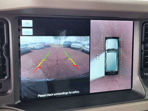 Used 2024 Ford Bronco Wildtrak image 23