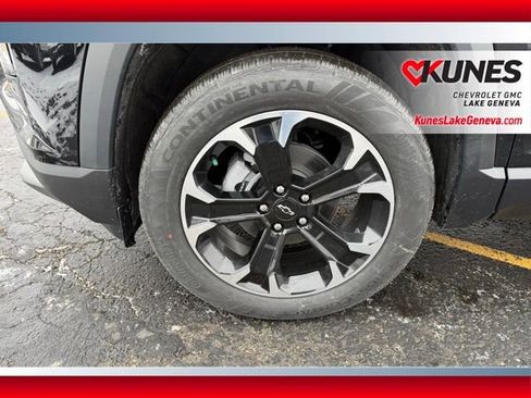 New 2026 Chevrolet Equinox LT w/ LPO, Floor Liner Package image 10