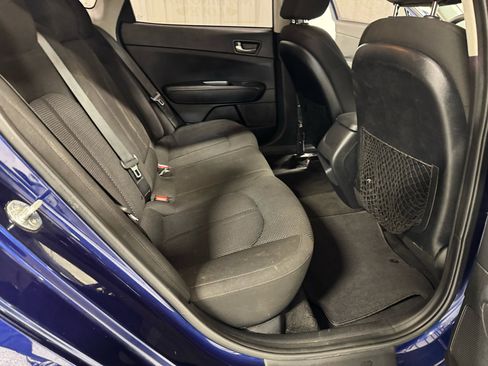 Used 2020 Kia Optima LX image 15